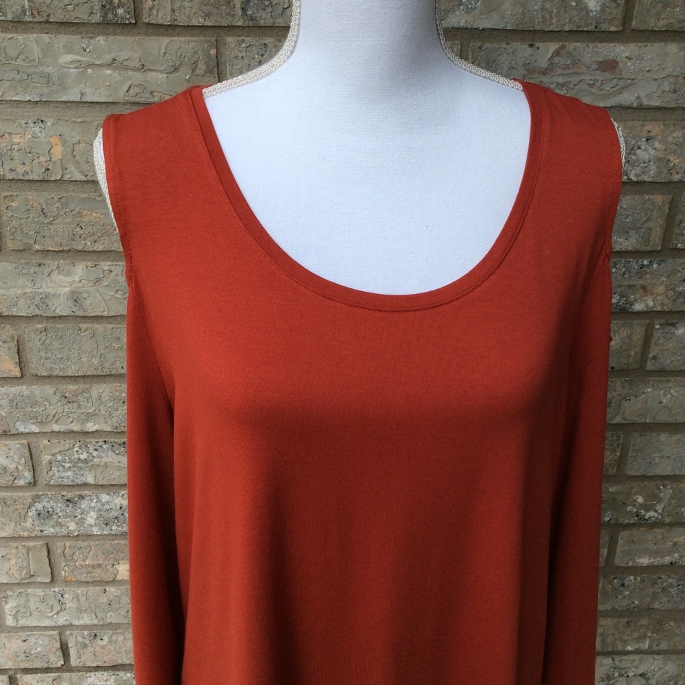 JM Collections Rusty Red  L - Picture 3 of 11